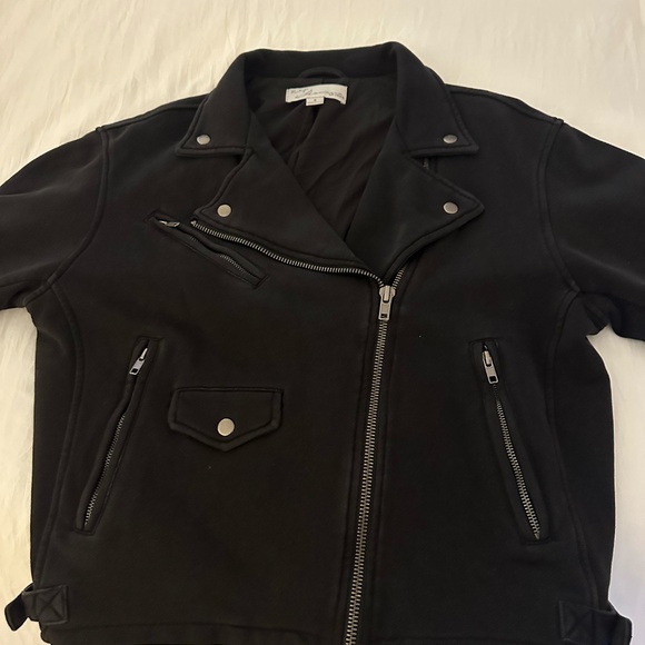 Jacket - Picture 3 of 5